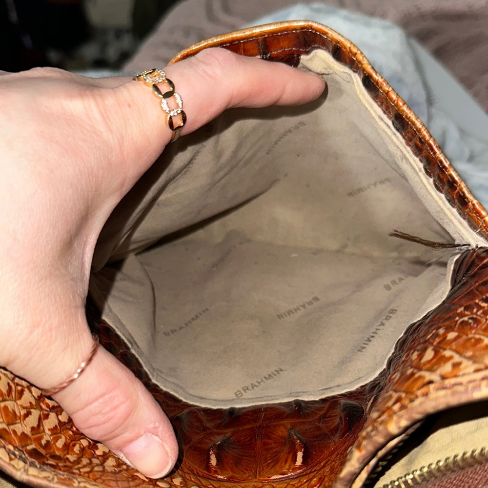Brahmin Brown Crocodile Embossed Crossbody Bag adjustable strap nice - Picture 5 of 11